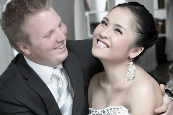 Dịch vụ xin làm thẻ tạm trú cho người nước ngoài có vợ Việt Nam